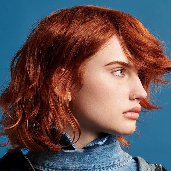 Trouvez un salon pour réserver votre coloration permanente et un service de séchage