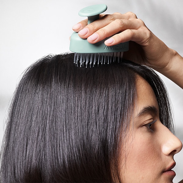 Trouvez un salon pour réserver votre soin pour cuir chevelu